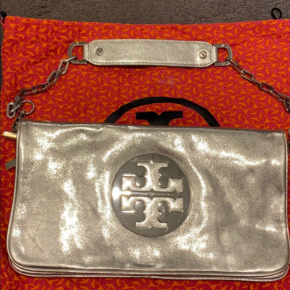 TORY BURCH CLUTCH
